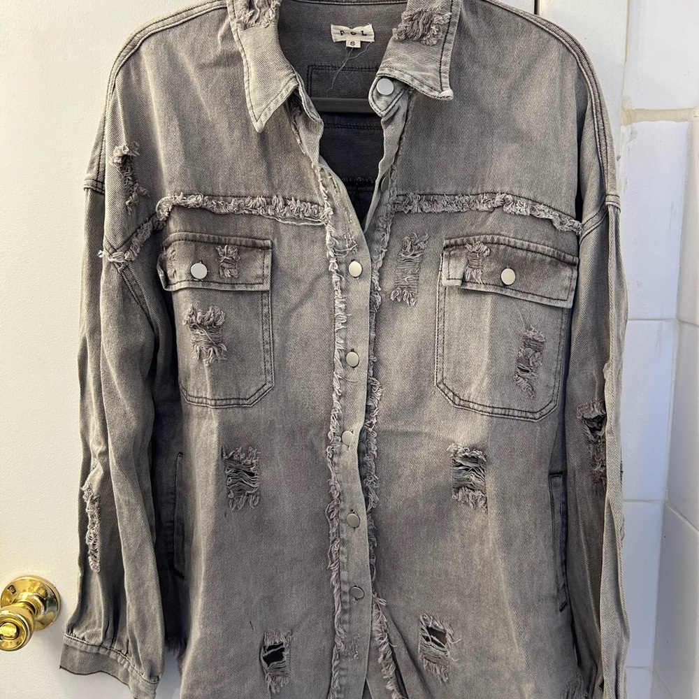 POL Distressed Gray Denim Jacket-size s